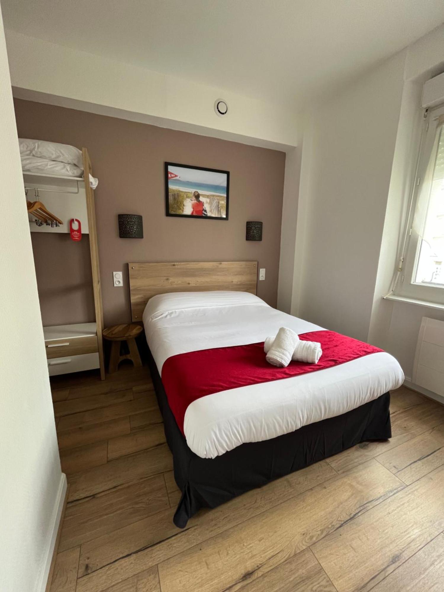 Agena Hotel