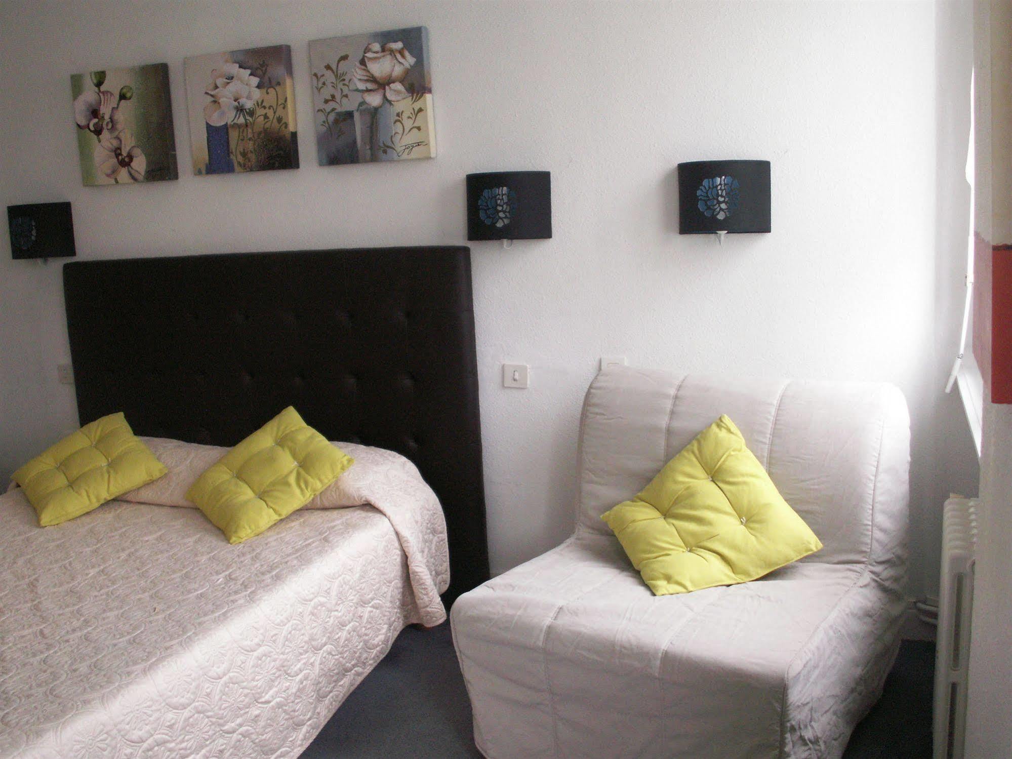 Hotel Agena 2*