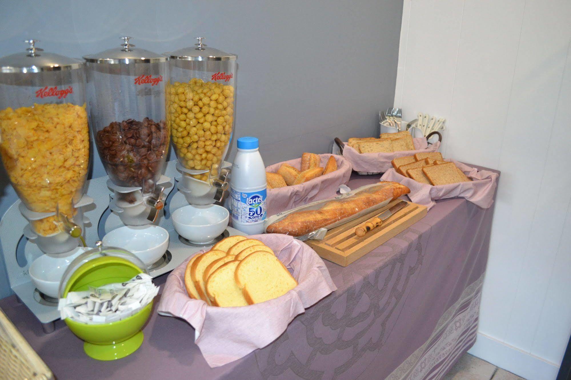 Agena Hotel